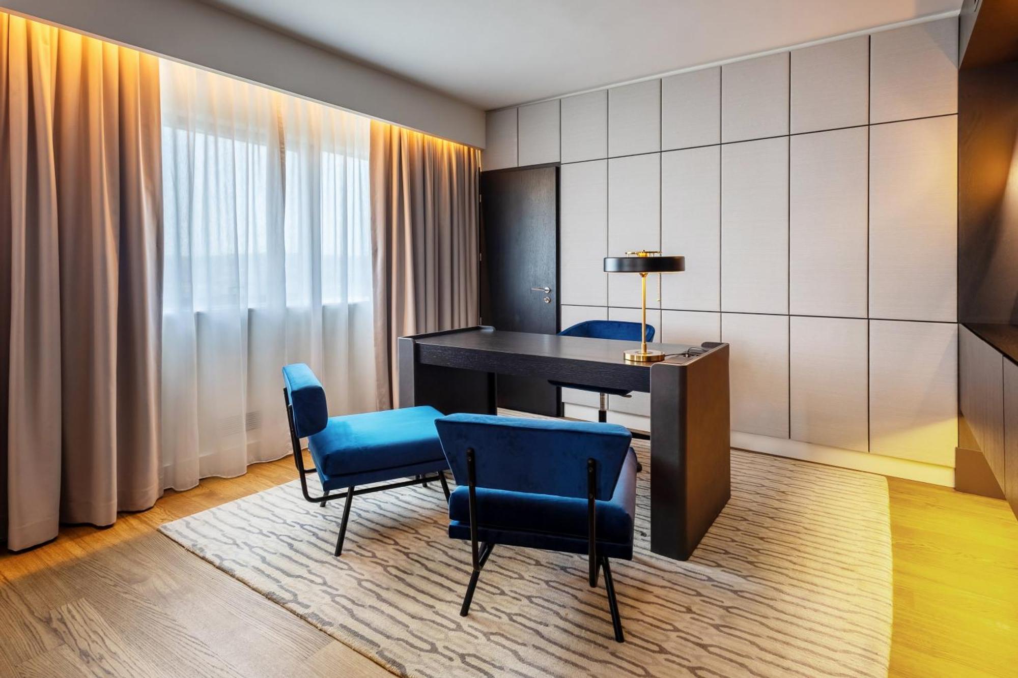 Crowne Plaza Belgrade By Ihg Otel Dış mekan fotoğraf